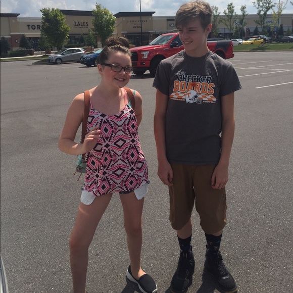 Meet your Posher, Cassie - Picture 5 of 16